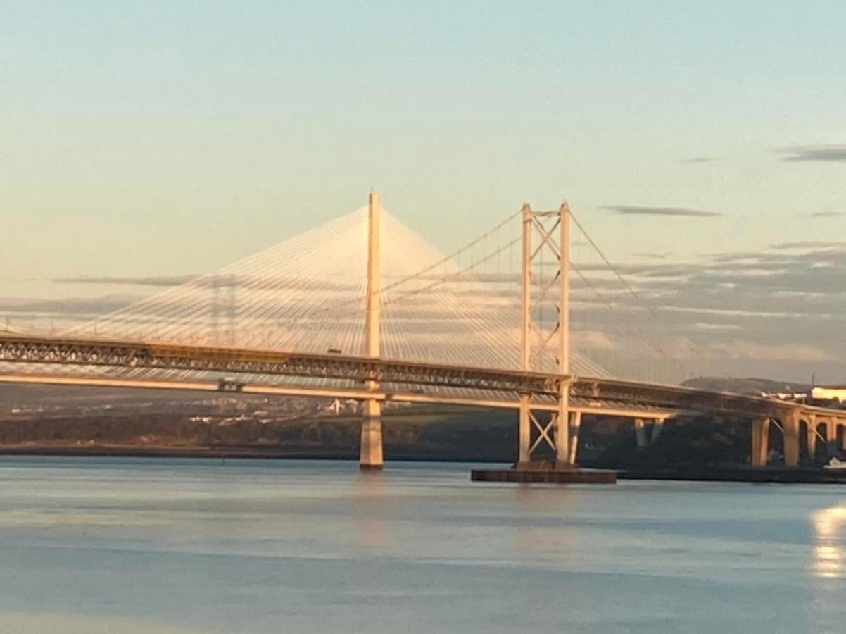 Forth Reflections Self Catering South Queensferry Buitenkant foto