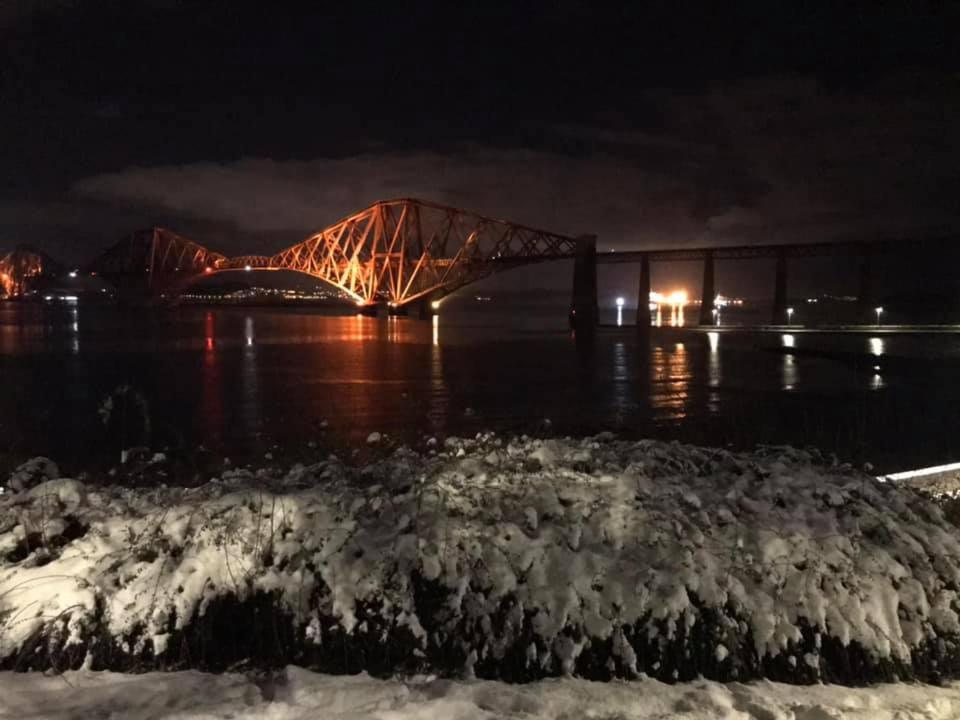 Forth Reflections Self Catering South Queensferry Buitenkant foto
