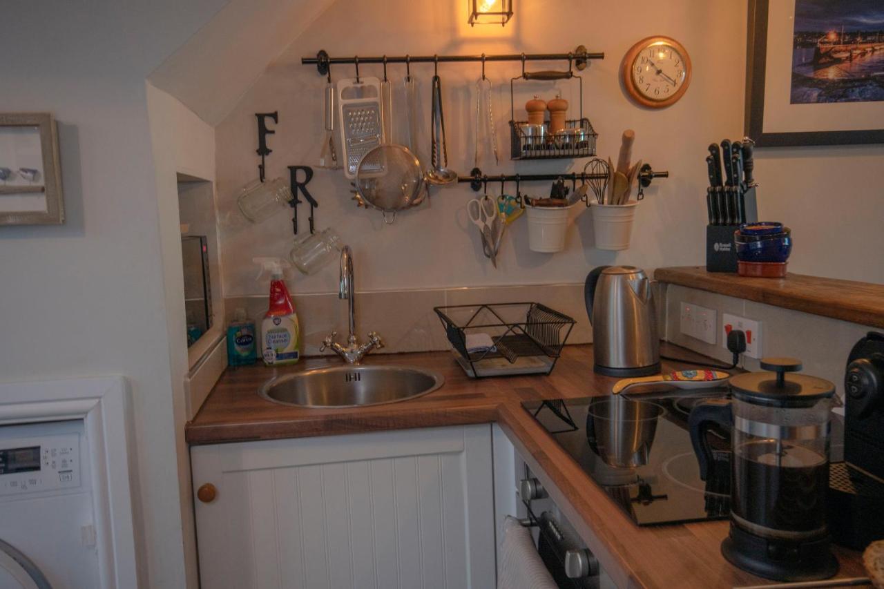 Forth Reflections Self Catering South Queensferry Buitenkant foto