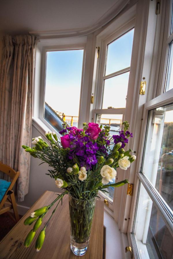 Forth Reflections Self Catering South Queensferry Buitenkant foto
